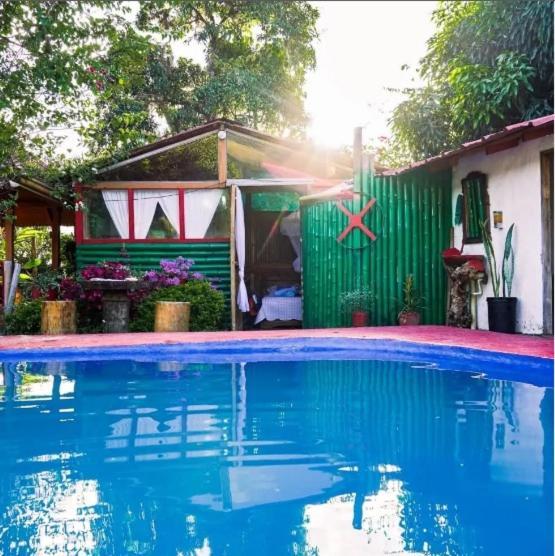 Gigante Villa Sonia Eco-Hostel מראה חיצוני תמונה